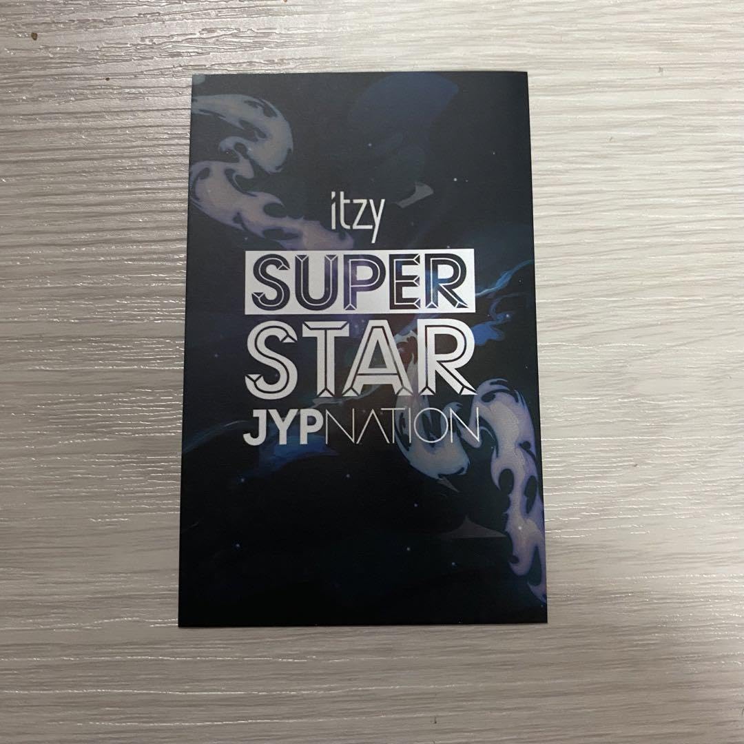 Amazon.co.jp: アメリカ限定 jypnation kcon itzy リュジン : ホーム